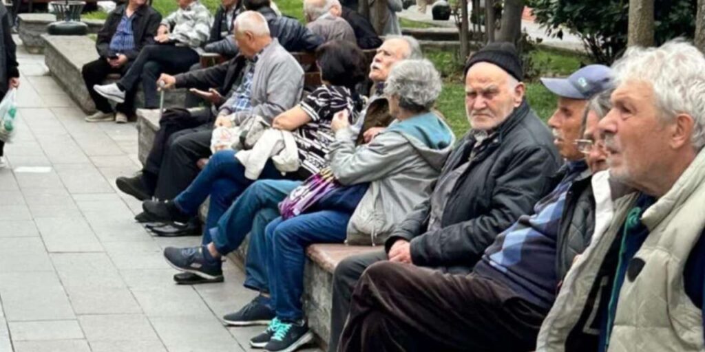 Kimliğini gösteren para ödemeyecek