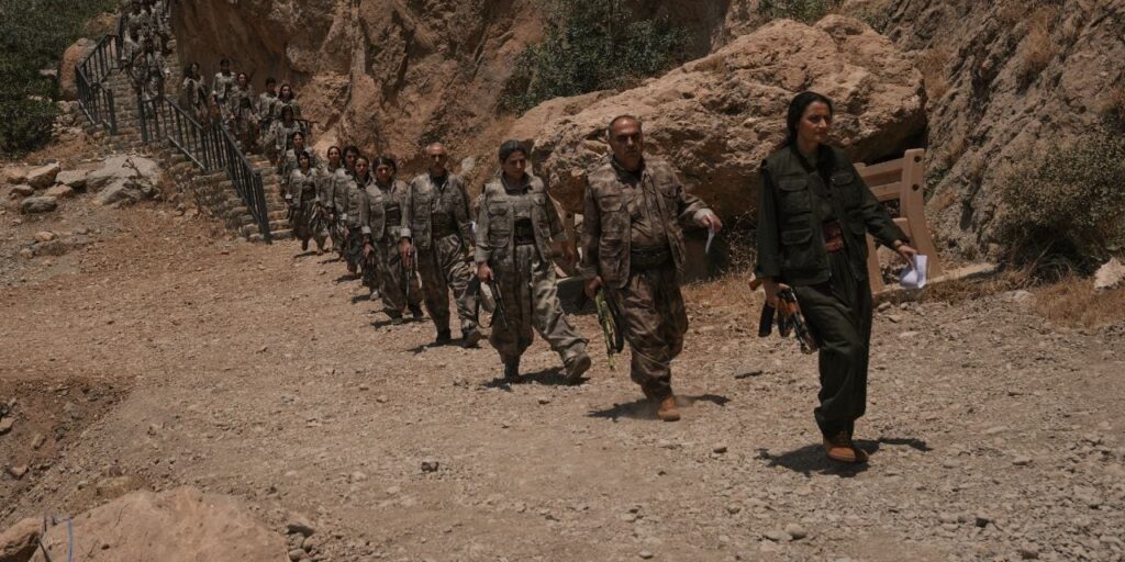 PKK Türkiye’den çekildiğini açıkladı!