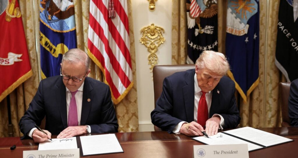 Trump bu kez de o ülkenin kapısını çaldı, nadir toprak elementi aldı