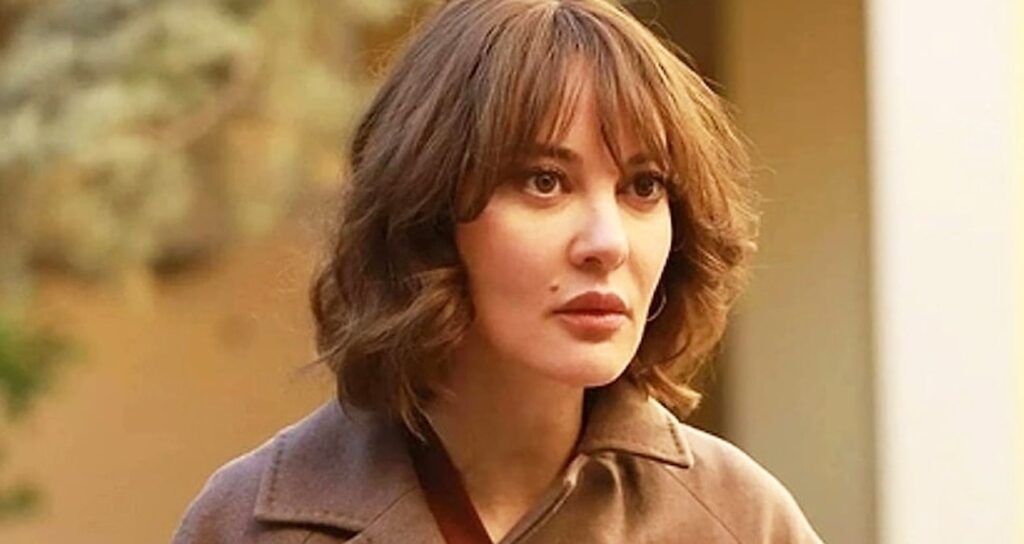 ‘Uzak Şehir’den ayrılır ayrılmaz imajını değiştirdi