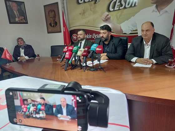 Bursa’da Cumhuriyet Bayramı Kutlamaları ve Siyasi Eleştiriler: 3 Parti Ortak Açıklama Yaptı