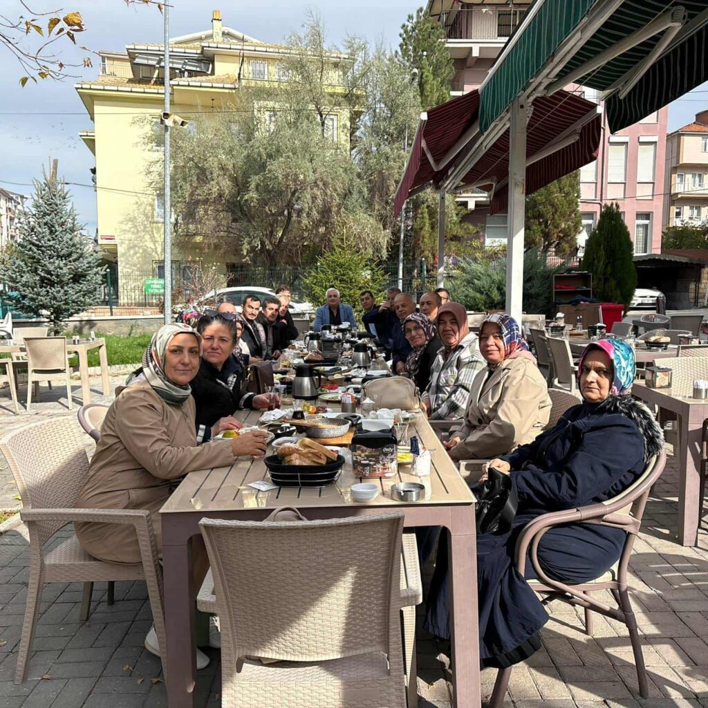 İŞÇİDER’den sert mesaj: “Tarafımız belli! Ezenlerin karşısında, emekçinin yanındayız!”