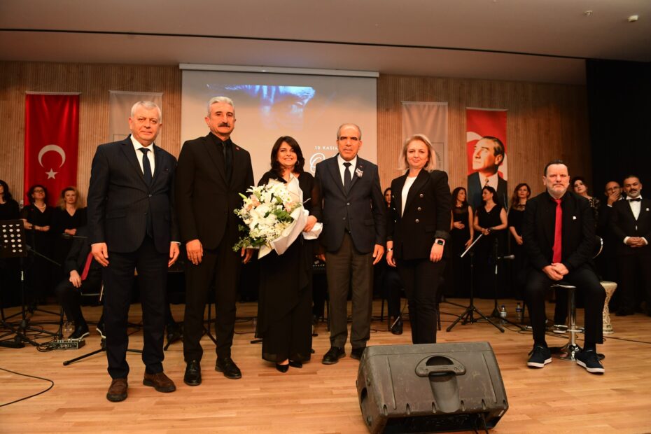 Atatürk’ün Sevdiği Ezgiler Osmangazi’de Yankılandı