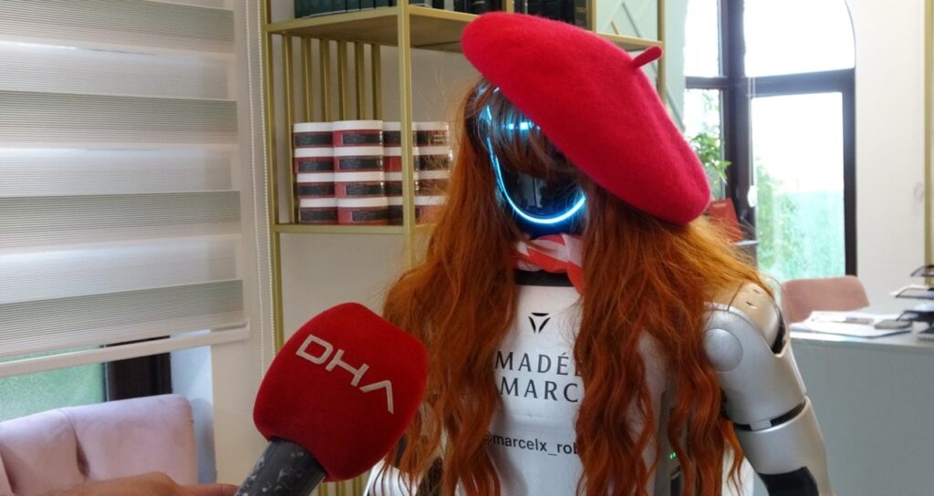 Bursa’da işe başlayan robot bu soruya çok kızıyor