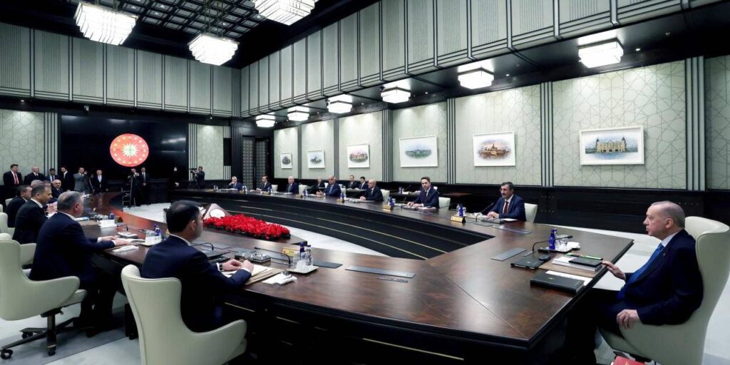 Kabine toplanıyor: Ana gündem maddesi belli oldu!