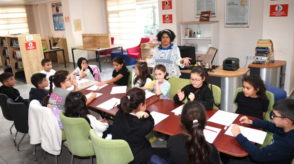 Miniklerden Küçük Yazarlar Atölyesi’ne Yoğun İlgi