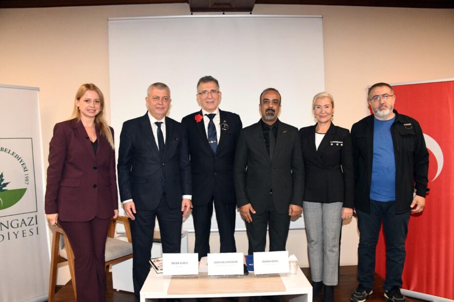 Osmangazi’de “Atatürk’ün Yaşamı, Düşünceleri ve Cumhuriyet Mirası” Paneli