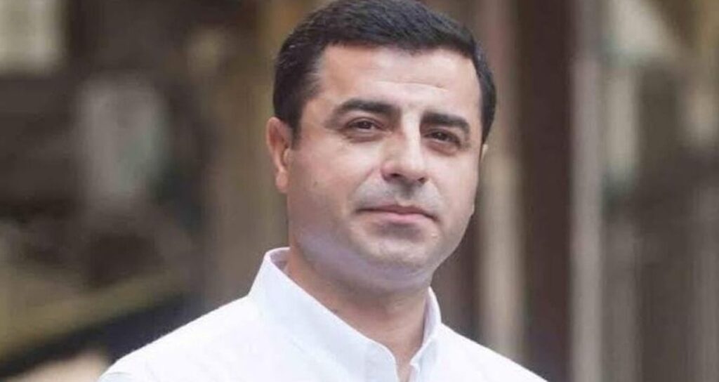 Süreç eleştirileri gündem olan Demirtaş’tan yeni mesaj