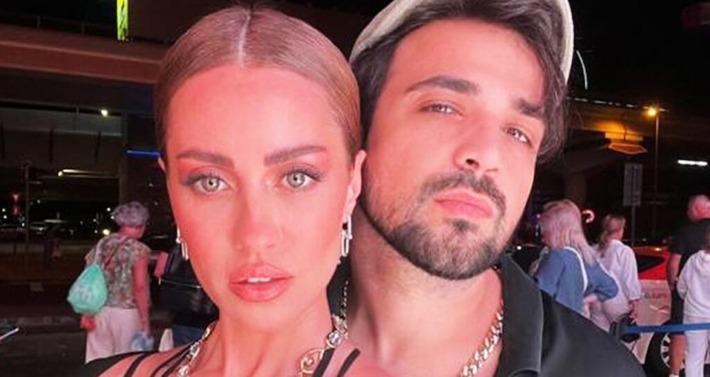 Ünlü şarkıcı nişanlısıyla savcılığa koştu: Komşumuz kapıya dayandı