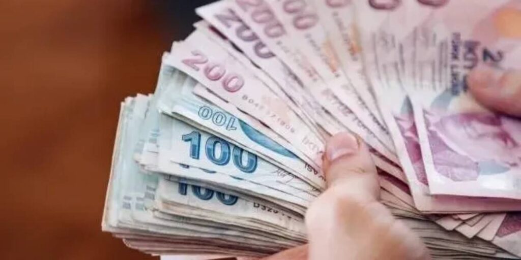 Yıl sonu enflasyon tahmini belli oldu maaş zamları ortaya çıktı