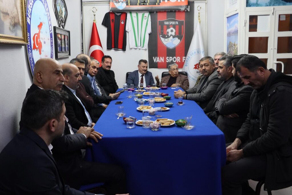 Anahtar Parti’den Bursa Van Derneği’ne Ziyaret