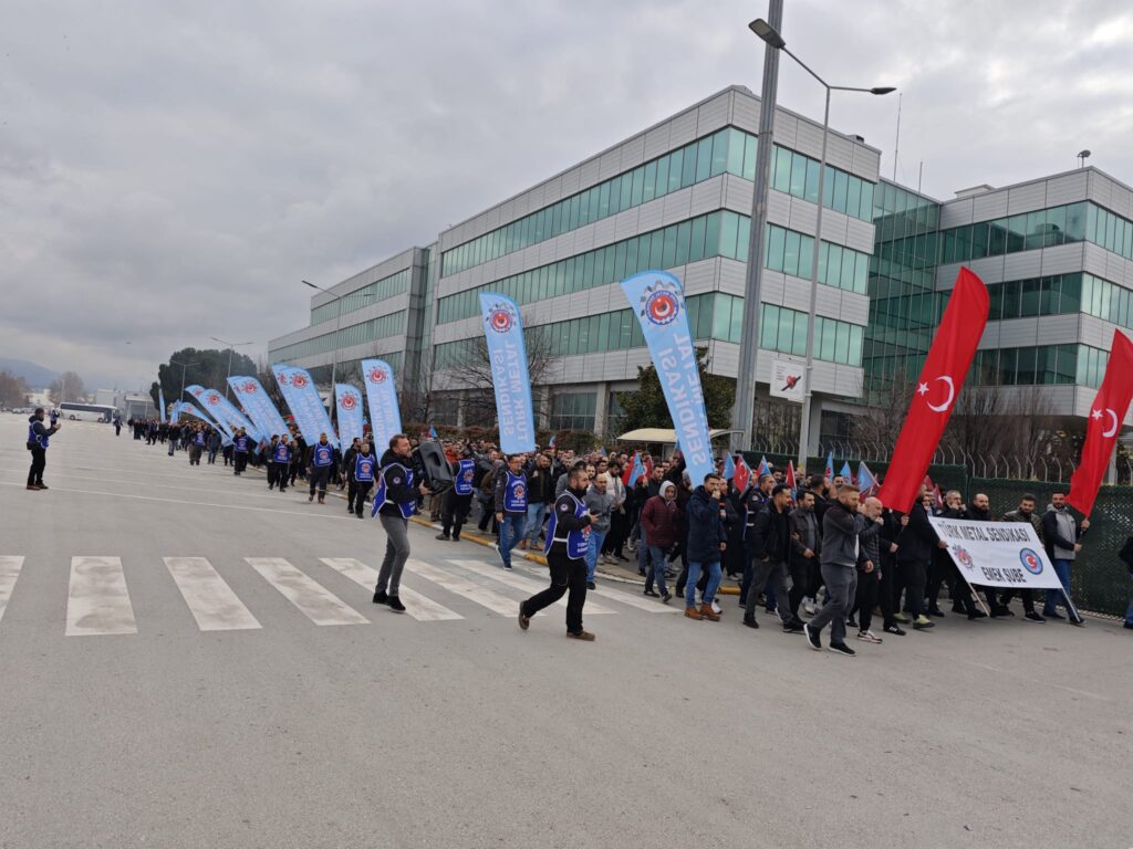 Oyak Renault’da Ateş Sönmüyor!