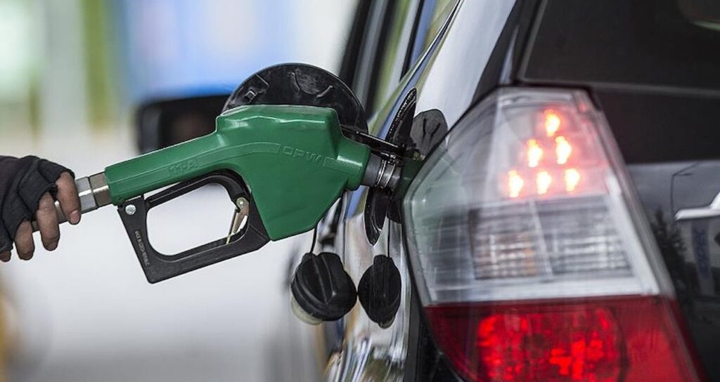 Akaryakıtta tabela yine değişiyor