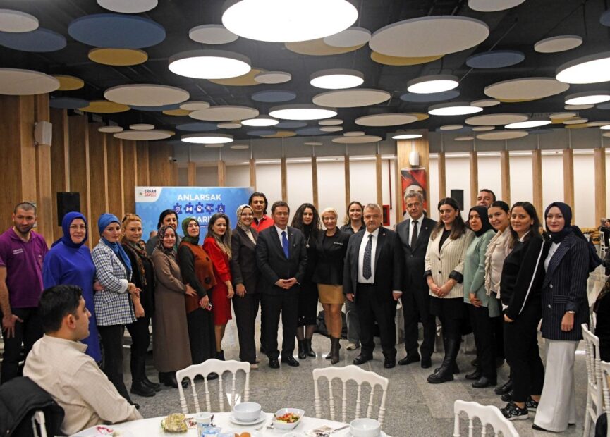 Başkan Erkan Aydın Engelleri Sevgiyle Aştı