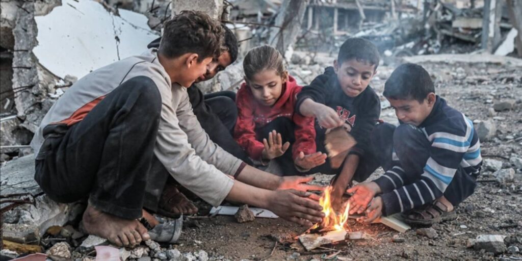 Gazze’yi kan gölüne çeviren İsrail yine ateşkes tanımadı!