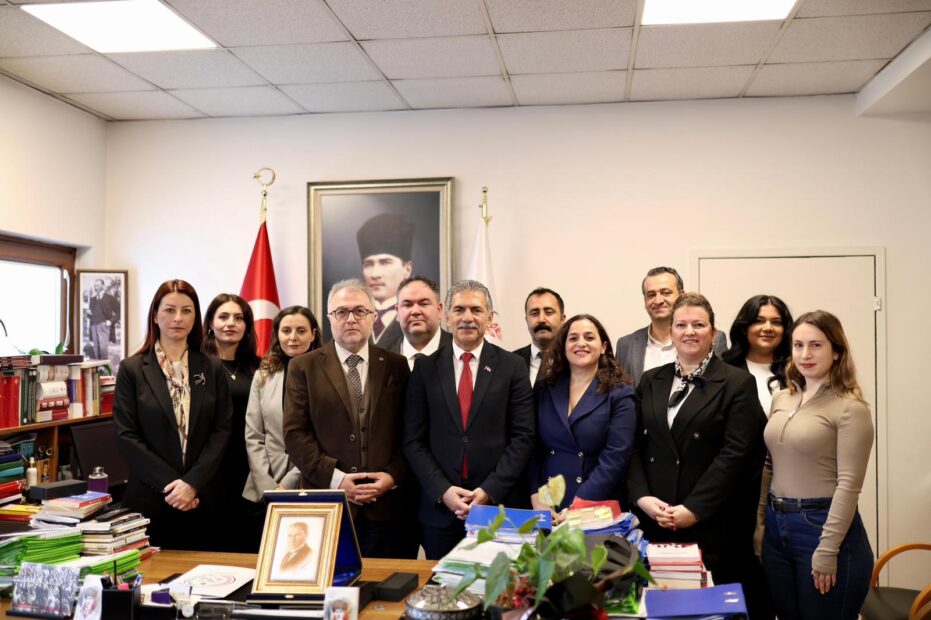 Gemlik Belediyesi ile Bursa Barosu İş Birliği Protokolü İmzalandı