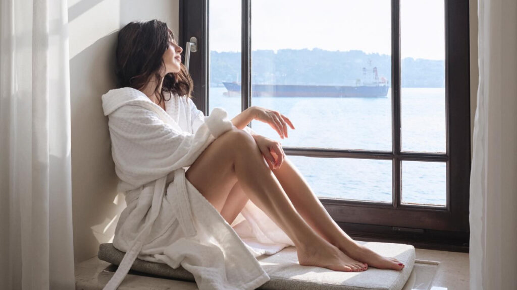 Nesrin Cavadzade bornozuyla poz verdi!