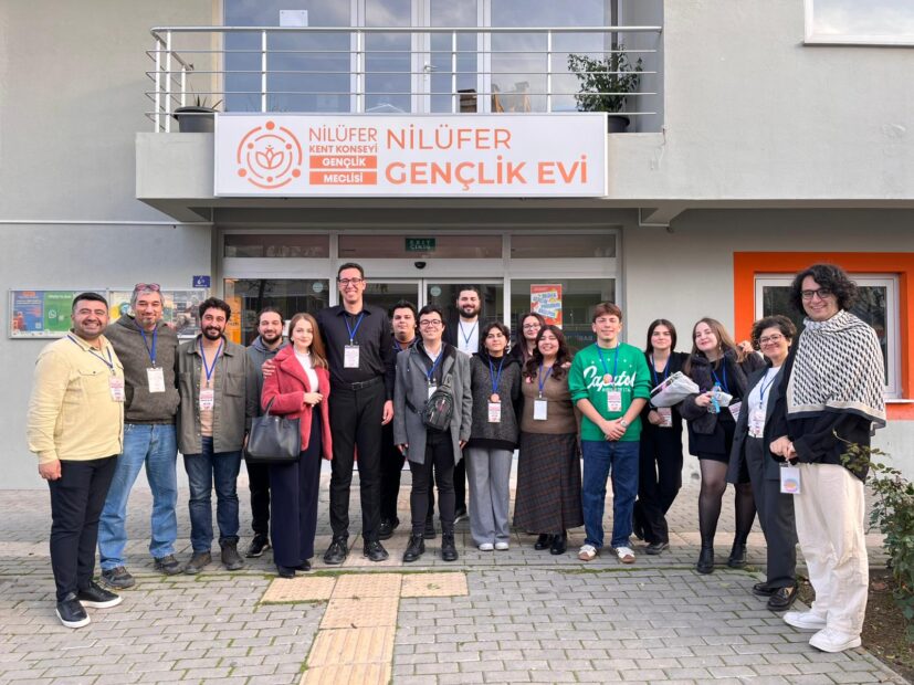 Nilüfer Kent Konseyi Gençlik Meclisi’nde eş başkanlar Söker ve Varol oldu