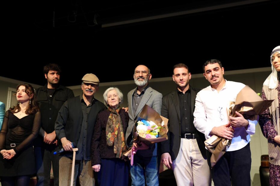 Özgür Aksoy Tiyatro Günleri’ne Görkemli Final