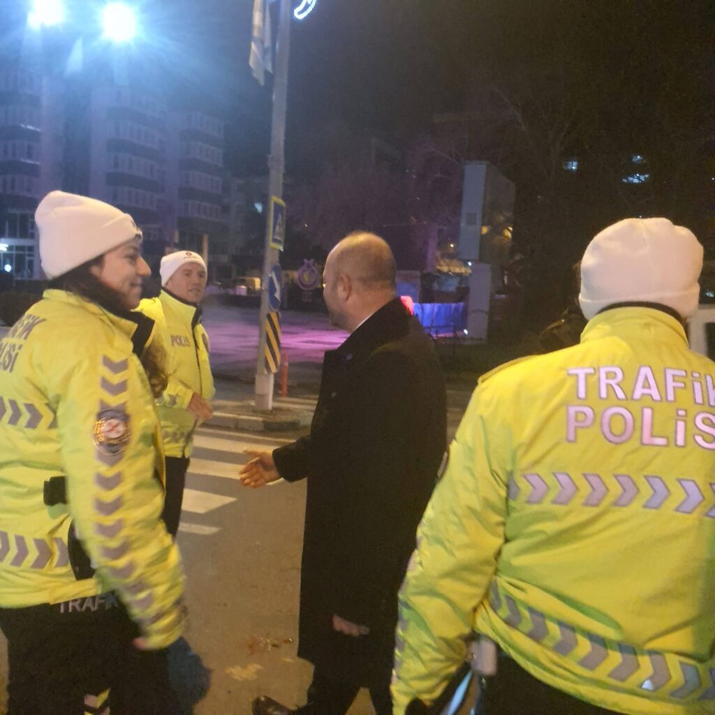 “Görevdeki tüm kahramanlarımızı Allah korusun”