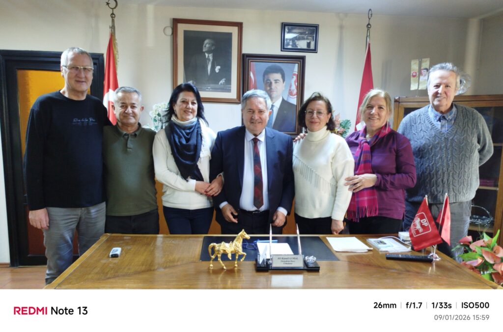 Demokrat Parti’de Zamanı Durduran Buluşma