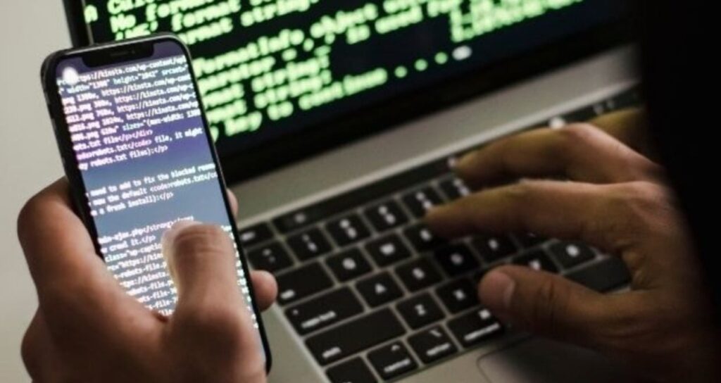 ChatGPT’ye yazdıklarınız sızmaya başladı