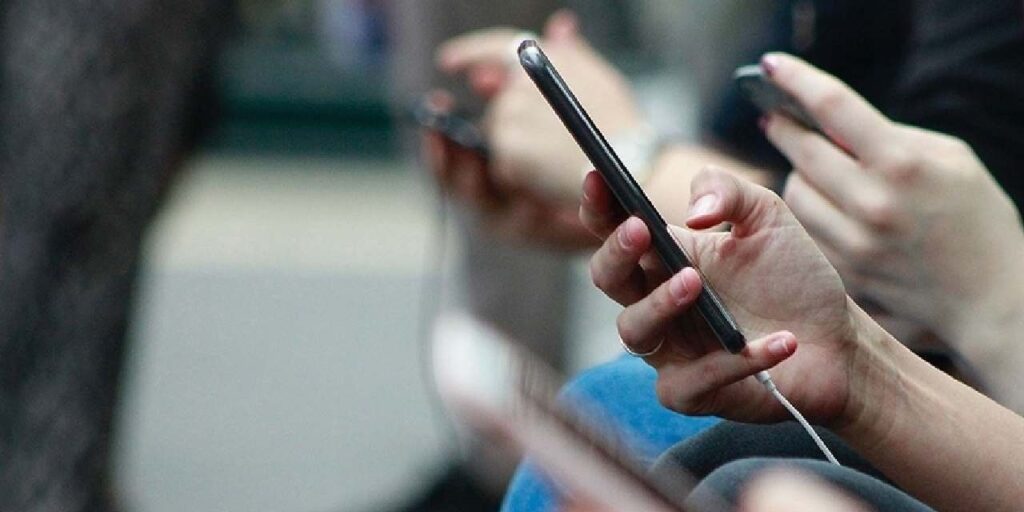 Dünyada en çok telefon kullanan ülkeler açıklandı