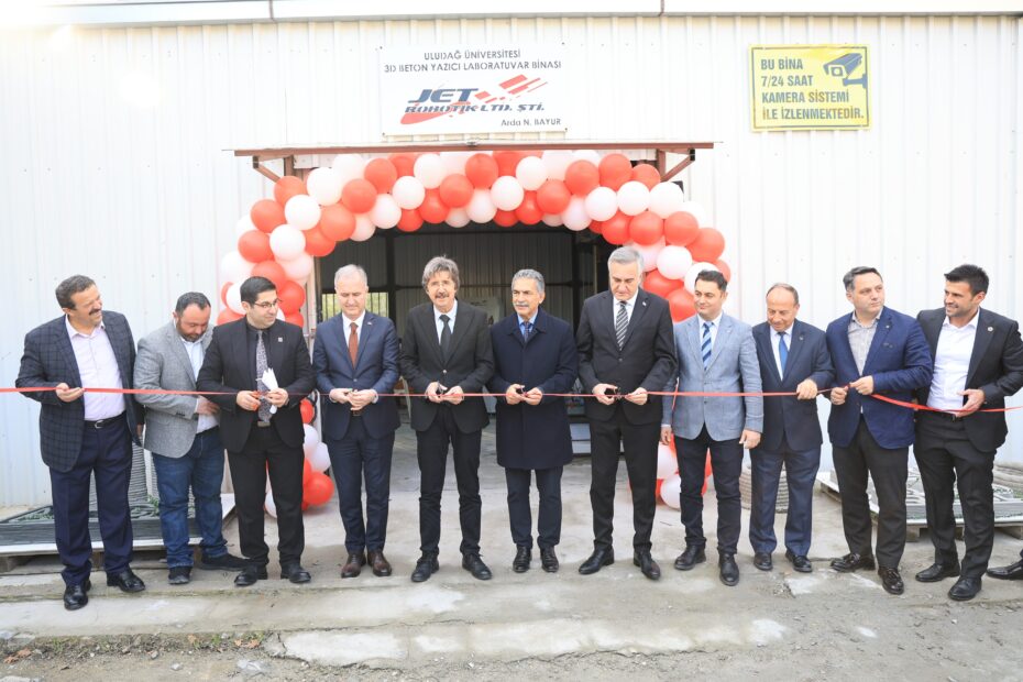 Geleceğin inşaat teknolojisine önemli katkı sağlayacak laboratuvar BUÜ’de hizmete açıldı
