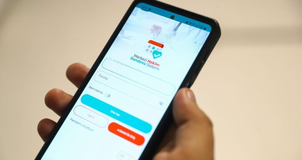 MHRS randevu mesajına tıklayan parasından oluyor