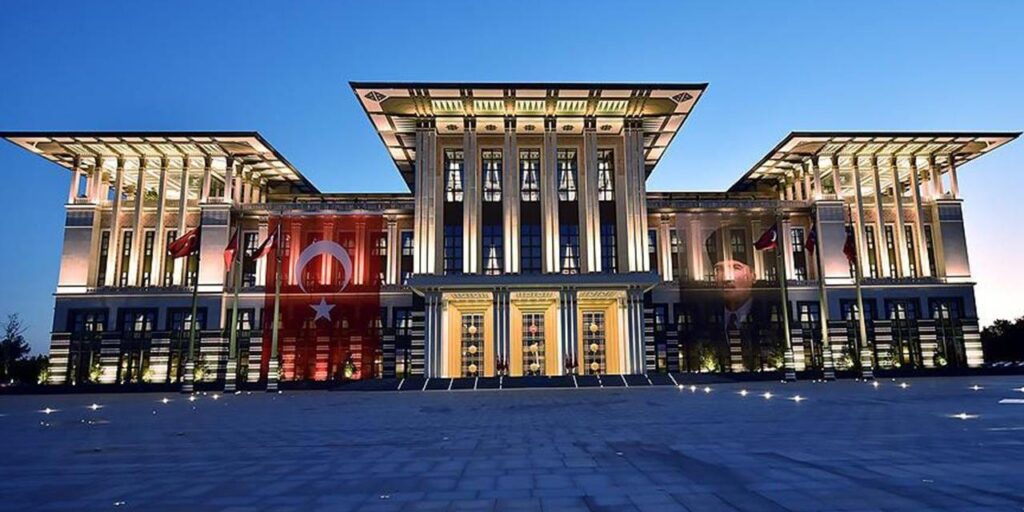 Saray’ın harcaması bir ayda 3 katına çıktı