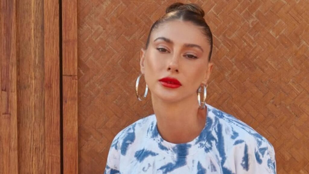 10 yaşımdan bu yana namaz kılıyorum