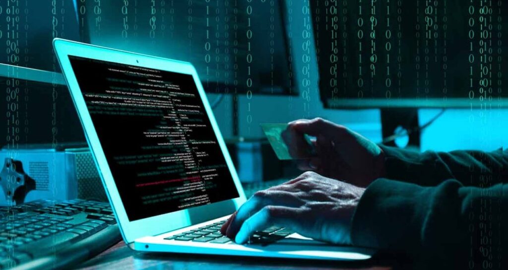 1,2 milyon kişinin ‘altın değerinde’ verisi çalındı