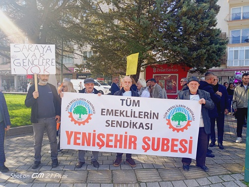 Emekliler İsyanda: “Açlığa Mahkûm Edildik, Bu Düzen Böyle Gitmez!”