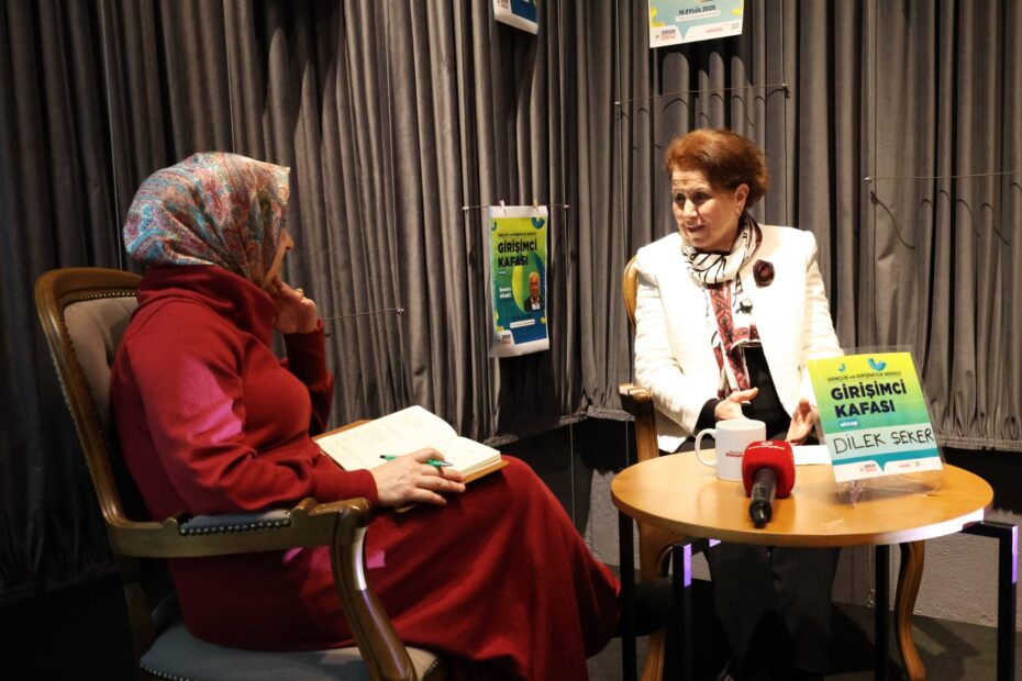 Başarılı Girişimciler Gençlere Yol Göstermeye Devam Ediyor