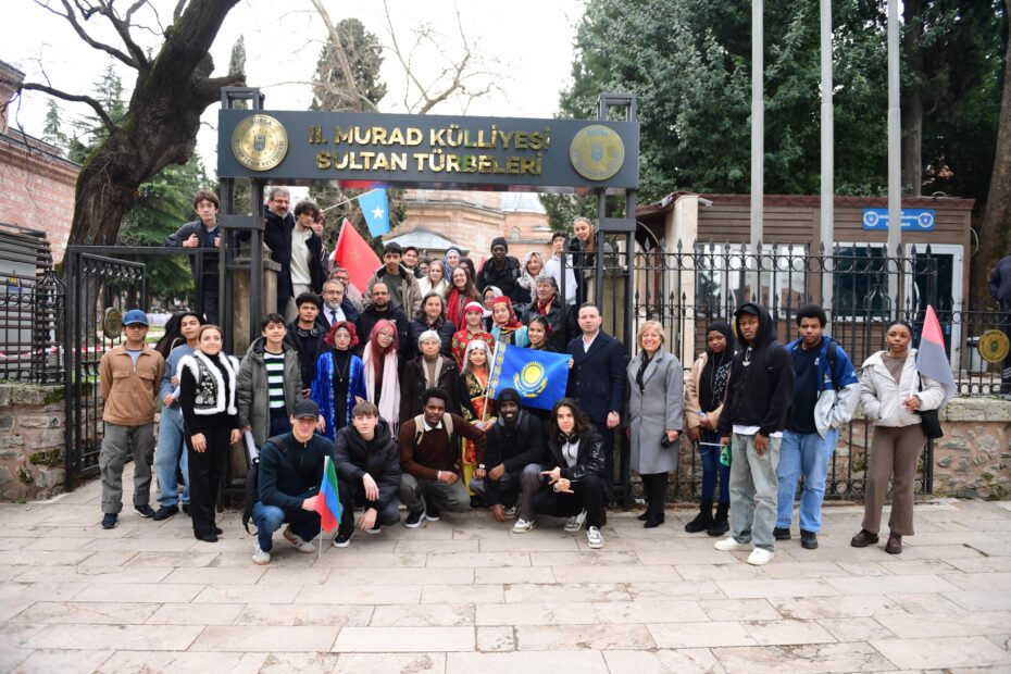 Bursa’nın 700 Yıllık Hafızası Tanpınar’ın İzinde Anlatıldı