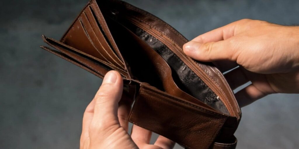 Yoksulluğa bir de kredi kıskacı