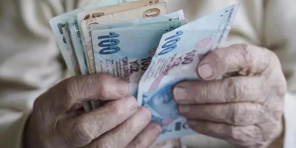 Asgari ücret 2 ayda mum gibi eridi