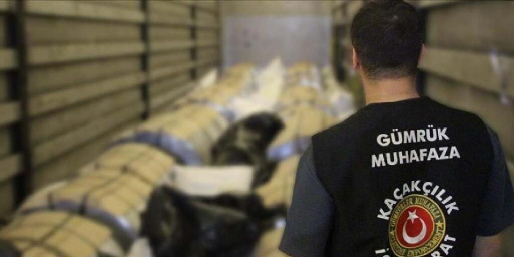 Bakanlık sınırda yakaladı: Bin yıllık servet!