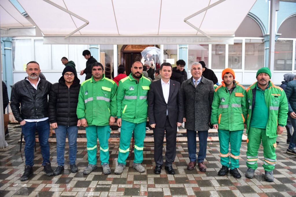 Erkan Aydın Vatandaşlarla Bayramlaştı