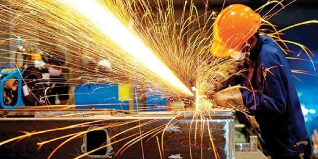 Fabrikalarda çarklar iyice yavaşladı