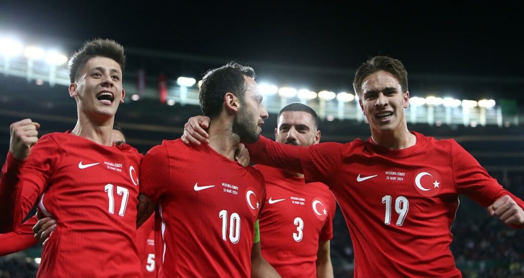 Tarihi maça saatler kaldı! İşte muhtemel 11’ler