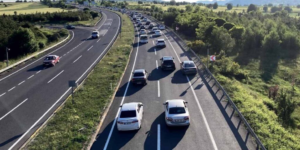 Uzun yola çıkacak sürücülere uyarı