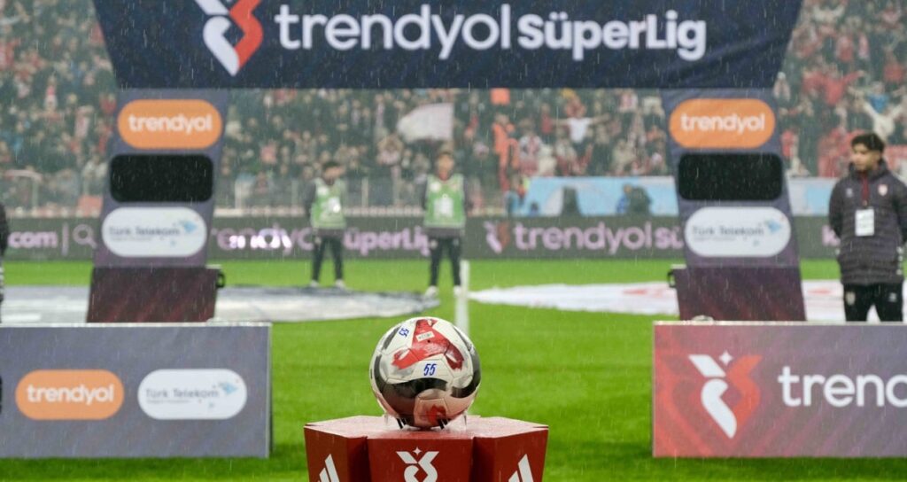 Yayın gelirinde köklü değişim! Şampiyonların payı kesiliyor