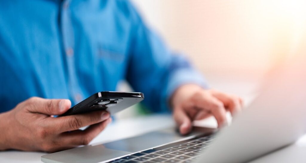 Yurt dışından telefon, bilgisayar getirecekler dikkat: 2026 ücretleri belli oldu