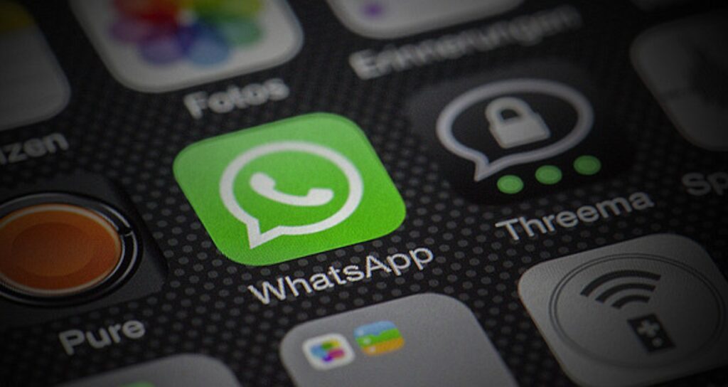 Belirli meslek gruplarına WhatsApp yasaklandı