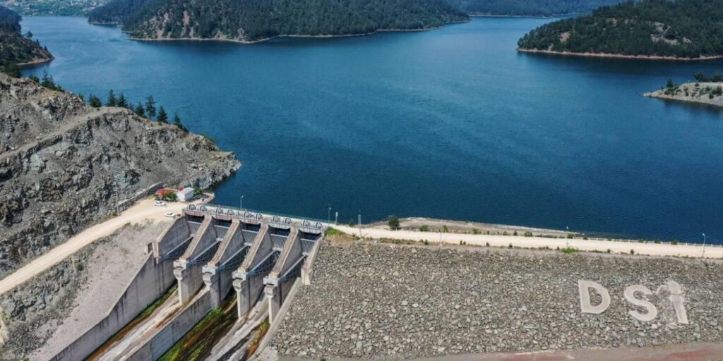 BUSKİ: Geçen yıl boş kalan barajlar kar sularıyla hayat buldu