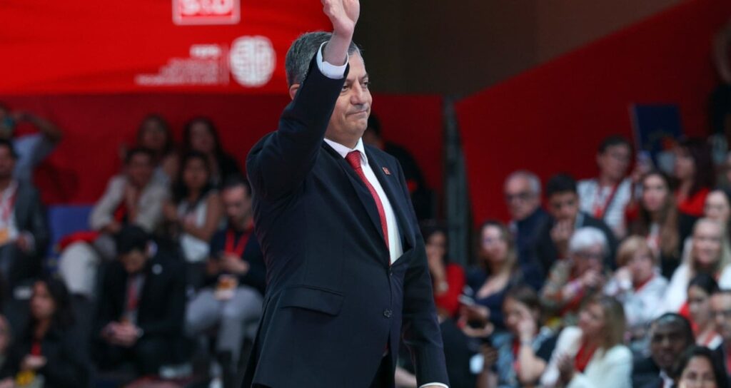 CHP yeni yol haritasını belirliyor