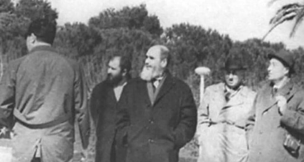 MİT, gizlice Bursa’ya götürülen Humeyni’ye ilişkin belgeyi paylaştı