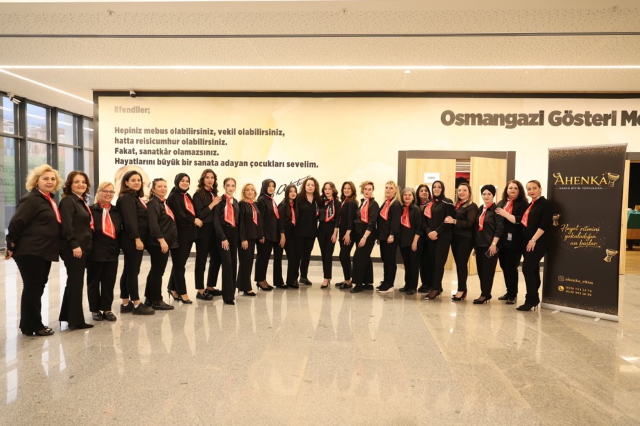 Osmangazi’de Kadınlardan Muhteşem Ritim Gösterisi