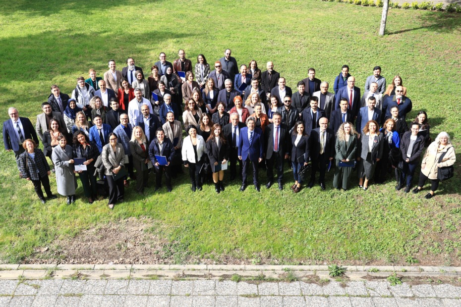 Rektör Yılmaz, başarılı akademisyenlerle bir araya gelmeye devam ediyor